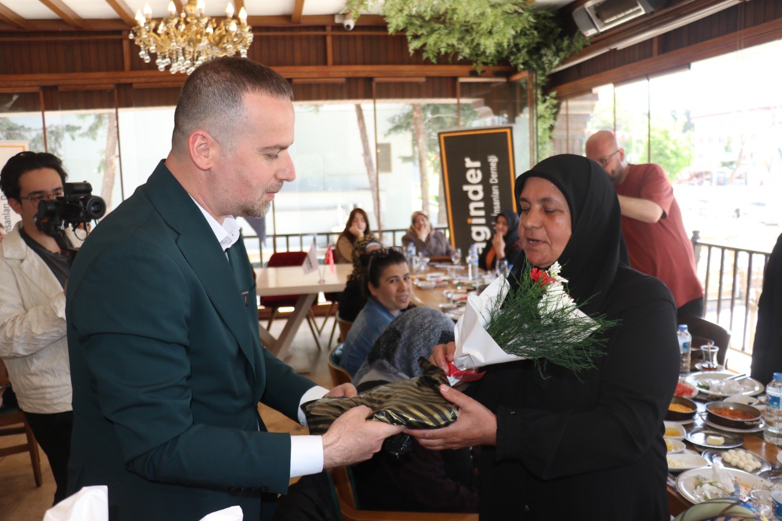 Maginder, Şehit Anneleriyle Anneler Günü’nde Buluştu